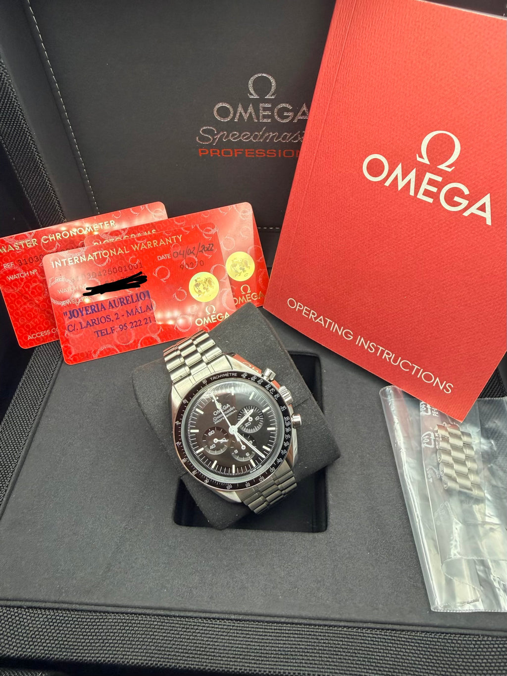 Omega Speedmaster Moonwatch